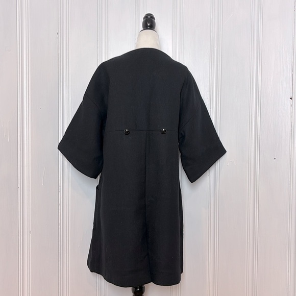 ELIZABETH & JAMES 100% Wool Oversized Cape Coat - Picture 3 of 11